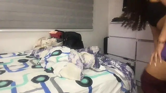 Snapshot of gatubelahot chatting on 10-06-25, 11:24 gatubelahot online show from 10-06-25, 11:24