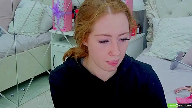 TinaBrook online show from 11-27-25, 03:52