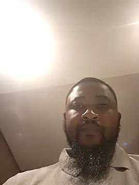 Snapshot of douksm chatting on 02-15-25, 07:06 douksm online show from 02-15-25, 07:06