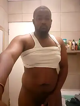 Snapshot of douksm chatting on 03-06-25, 03:46 douksm online show from 03-06-25, 03:46