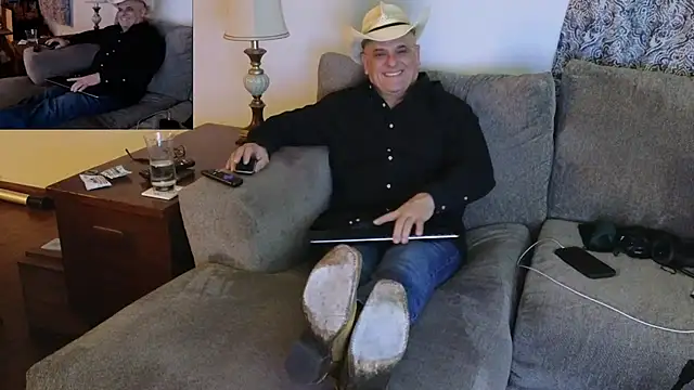 Foxhunt99 online show from 02-27-25, 03:47