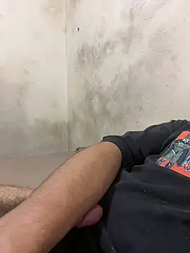 Magosupreme online show from 02-13-25, 05:26