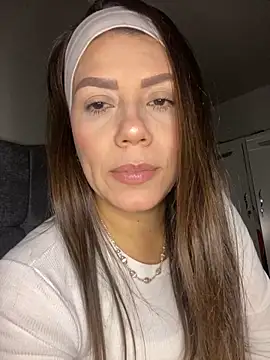 martina contreras online show from 02-10-26, 04:05