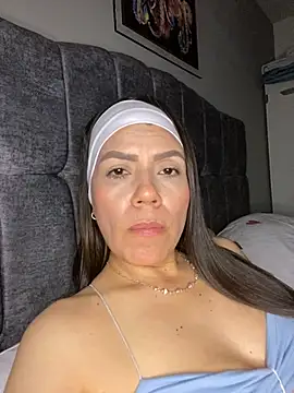 martina contreras online show from 04-09-26, 07:03