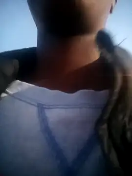 sluttylaura21 online show from 11-28-25, 05:04