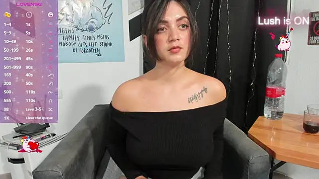 alexysgray online show from 11-24-25, 05:01