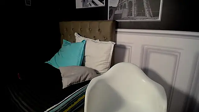 Snapshot of samanthaanderson_ chatting on 12-14-24, 05:58 samanthaanderson  online show from 12-14-24, 05:58