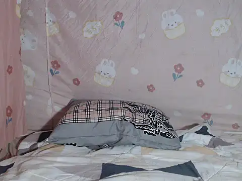 Snapshot of Naughty_Asian_Joy chatting on 07-03-26, 12:44 Naughty Asian Joy online show from 07-03-26, 12:44