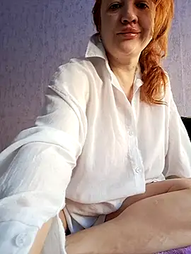 Snapshot of KiraXTender chatting on 02-21-25, 08:40 KiraXTender online show from 02-21-25, 08:40