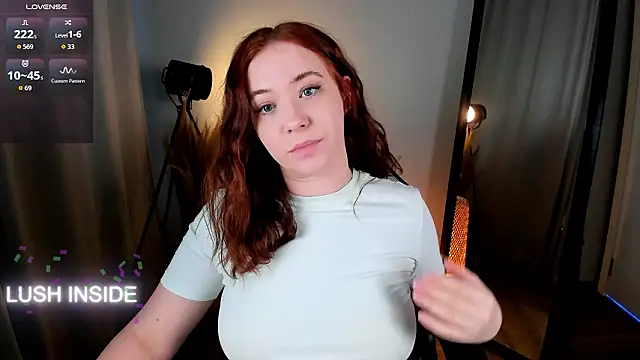 Snapshot of Pretty_Alison chatting on 02-23-26, 01:52 Pretty Alison online show from 02-23-26, 01:52