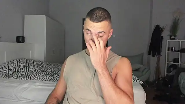 paulblack21 online show from 11-18-25, 07:40