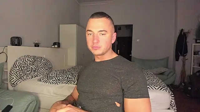 paulblack21 online show from 11-19-25, 07:47