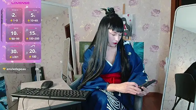 secret library online show from 01-18-25, 12:04