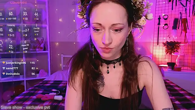 Snapshot of ServantBrook chatting on 02-01-25, 10:59 ServantBrook online show from 02-01-25, 10:59