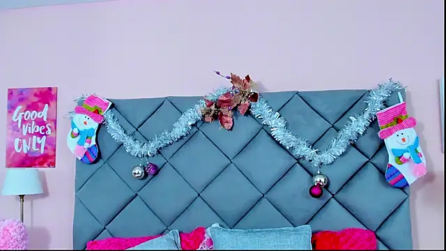 TaylorEvanss online show from 12-20-25, 07:32