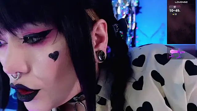 wickedxqueen online show from 03-18-25, 05:09