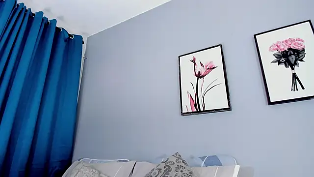 Estrella Duran online show from 04-01-26, 01:41