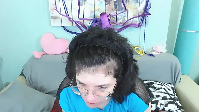 EverlyRays online show from 12-07-24, 05:04