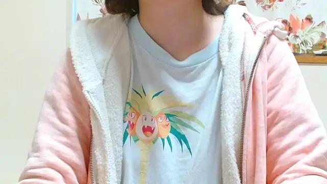 Snapshot of liliyRiSAcha-n chatting on 11-05-25, 07:08 liliyRiSAcha-n online show from 11-05-25, 07:08