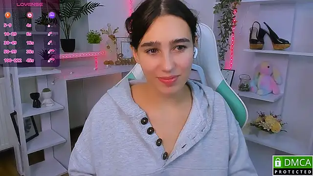  Eliizabeth  online show from 11-09-25, 09:57