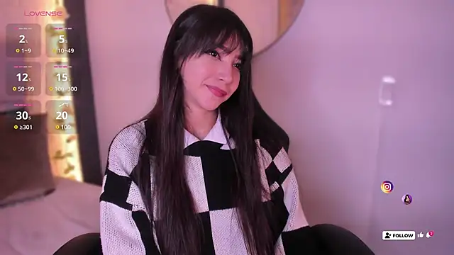 Snapshot of emma_woods_ chatting on 12-06-24, 03:33 emma woods online show from 12-06-24, 03:33