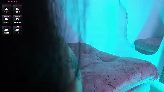 Snapshot of emma_woods_ chatting on 02-03-25, 05:24 emma woods online show from 02-03-25, 05:24