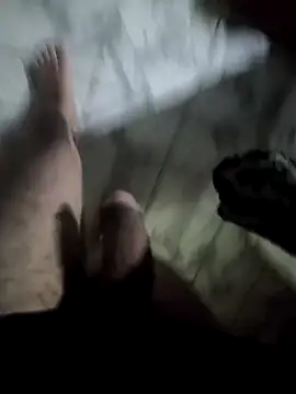 Snapshot of KingZilla2023 chatting on 12-14-25, 05:46 KingZilla2023 online show from 12-14-25, 05:46