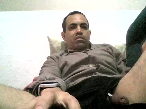 KingZilla2023 online show from 04-15-26, 08:20