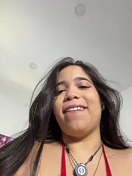 Snapshot of tati_reyess chatting on 11-15-25, 11:40 tati reyess online show from 11-15-25, 11:40