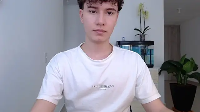 adrian morelly online show from 12-02-24, 05:48