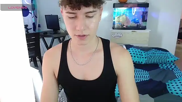 adrian morelly online show from 10-18-25, 07:47