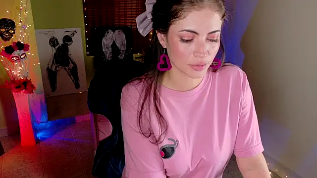 Emma  Blanco online show from 10-21-25, 03:46