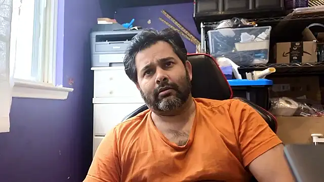 Snapshot of Sakhtlaundaz chatting on 01-16-26, 03:38 Sakhtlaundaz online show from 01-16-26, 03:38