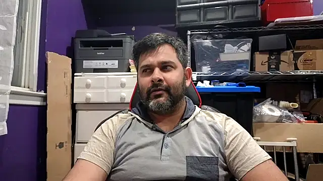 Snapshot of Sakhtlaundaz chatting on 02-22-26, 04:57 Sakhtlaundaz online show from 02-22-26, 04:57