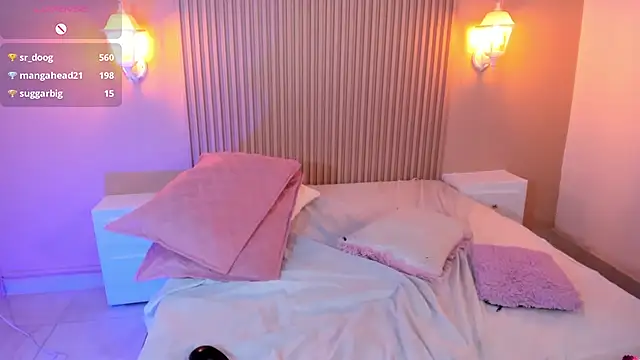 Snapshot of EmilyEvans7 chatting on 03-12-25, 01:58 EmilyEvans7 online show from 03-12-25, 01:58