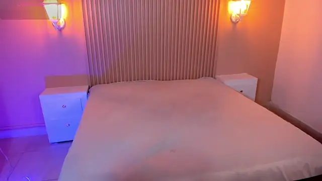 Snapshot of EmilyEvans7 chatting on 03-13-25, 07:28 EmilyEvans7 online show from 03-13-25, 07:28