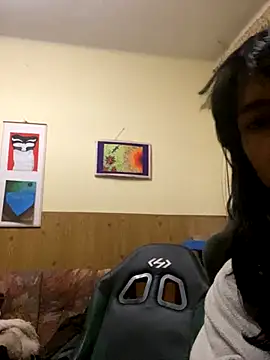 Snapshot of calliemaggotbone chatting on 11-02-25, 11:45 calliemaggotbone online show from 11-02-25, 11:45