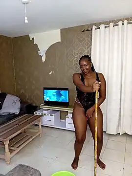 Snapshot of TerryAssqueen254 chatting on 02-05-25, 08:43 TerryAssqueen254 online show from 02-05-25, 08:43