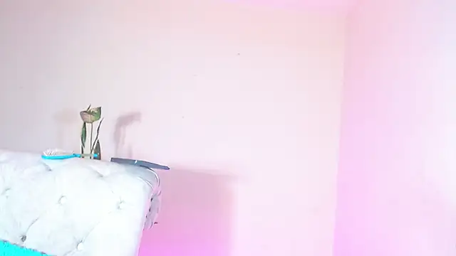 Snapshot of natasha_jm chatting on 02-20-26, 12:29 natasha jm online show from 02-20-26, 12:29