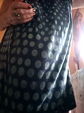 Snapshot of Lovely_Lori chatting on 09-29-25, 09:25 Lovely Lori online show from 09-29-25, 09:25