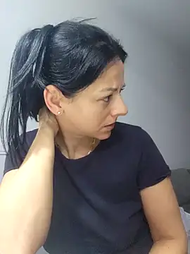 bruneta sexy23 online show from 01-12-25, 04:40