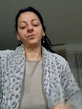 bruneta sexy23 online show from 01-09-26, 04:15