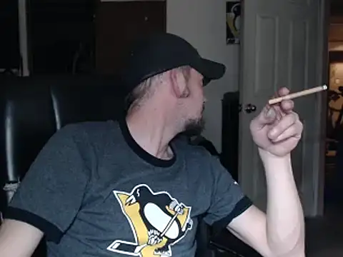 Snapshot of pensguy30 chatting on 12-10-24, 11:40 pensguy30 online show from 12-10-24, 11:40