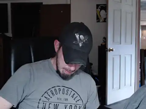 Snapshot of pensguy30 chatting on 03-16-25, 06:01 pensguy30 online show from 03-16-25, 06:01