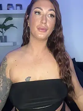 Snapshot of MissyLeeX chatting on 02-16-25, 05:15 MissyLeeX online show from 02-16-25, 05:15