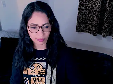 Snapshot of diana__34 chatting on 09-25-25, 11:52 diana  34 online show from 09-25-25, 11:52