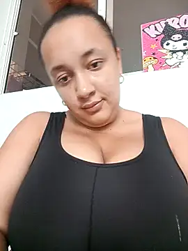 Snapshot of Miss-boobs chatting on 01-18-25, 08:19 Miss-boobs online show from 01-18-25, 08:19