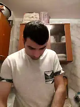 Snapshot of J0nyhson chatting on 01-21-25, 03:32 J0nyhson online show from 01-21-25, 03:32