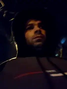 Snapshot of J0nyhson chatting on 03-08-25, 07:09 J0nyhson online show from 03-08-25, 07:09