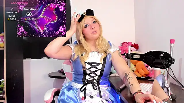 chubby vanniie  online show from 10-30-25, 05:57